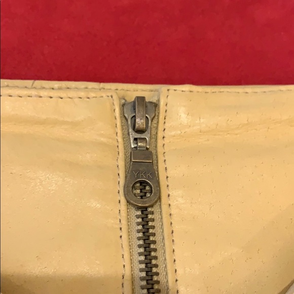 Bisou Bisou camel leather skirt. - Picture 5 of 8